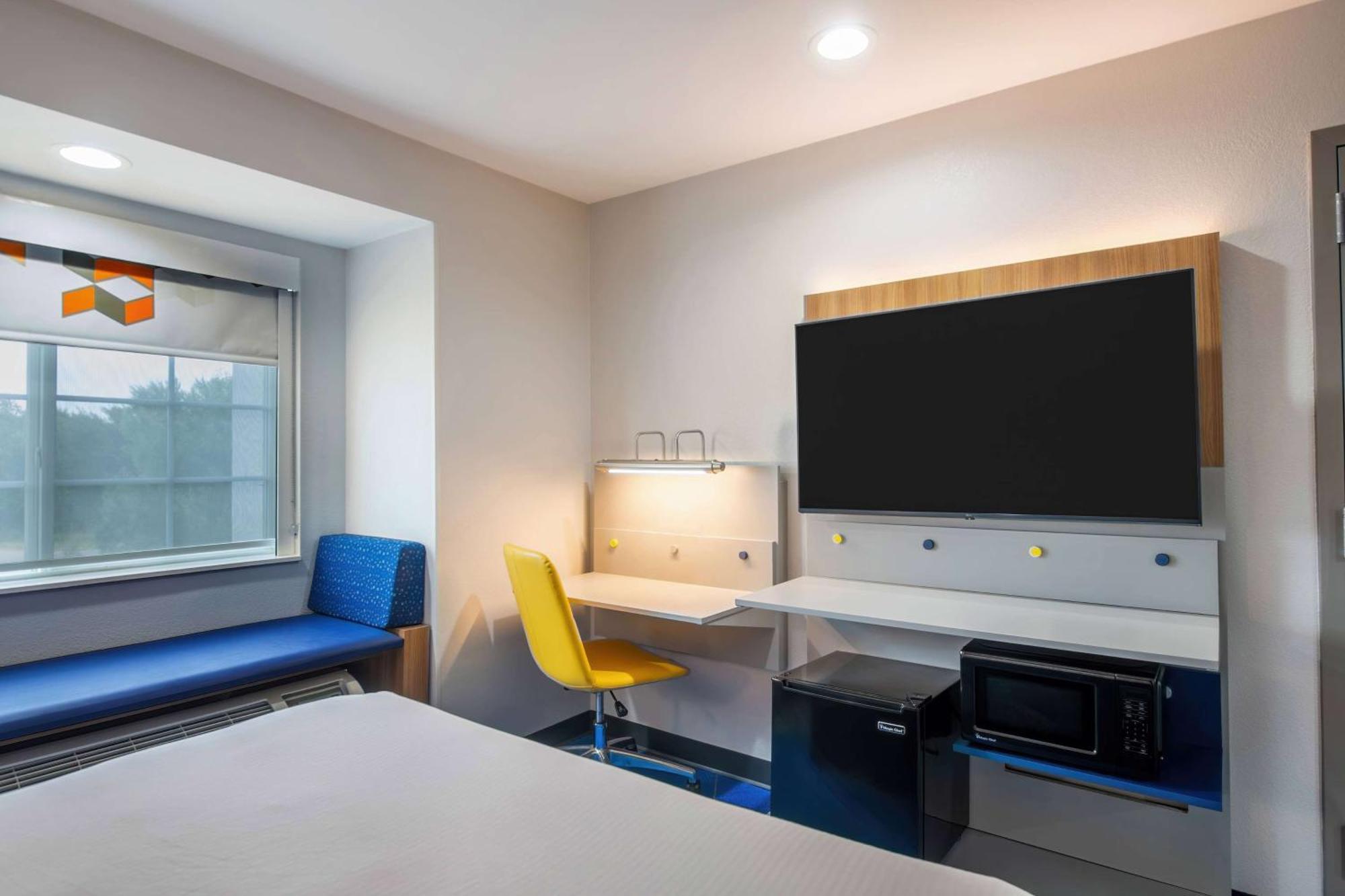 Microtel Inn And Suites By Wyndham Anderson Sc Exterior photo